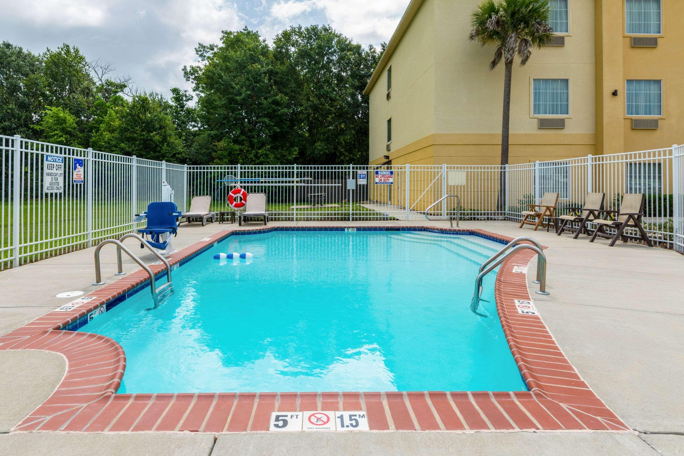 Comfort Inn & Suites Scott-West Lafayette Esterno foto